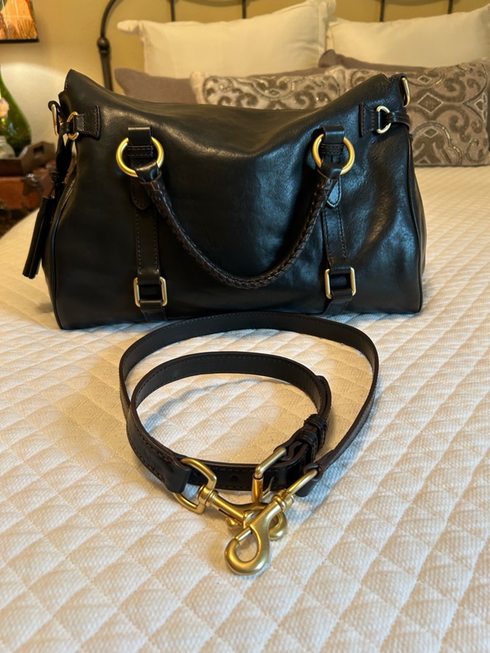 Dooney & Bourke Large Florentine Satchel in Black Black - Picture 2 of 12